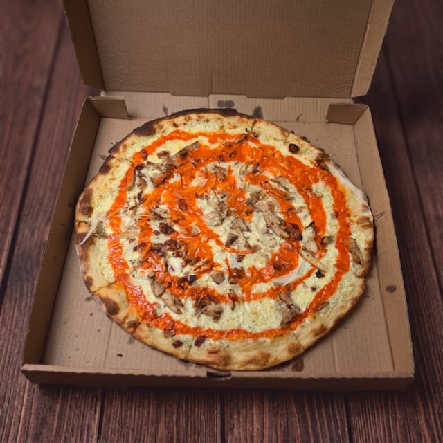 #11 18" Buffalo Chicken Ranch Specialty Pizza.